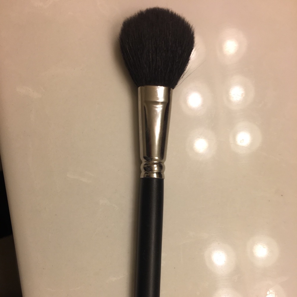 Mac 120 Brush